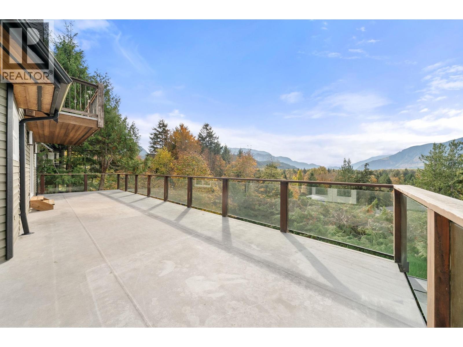 40222 Skyline Drive, Squamish, British Columbia  V0N 3G0 - Photo 38 - R3178117