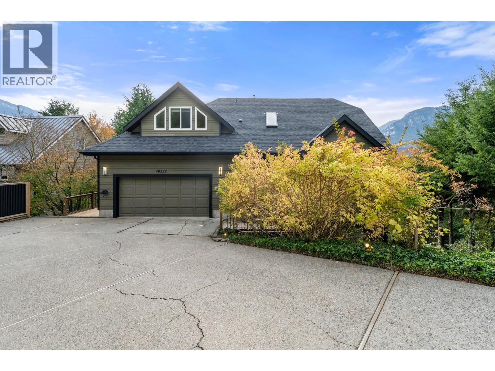 40222 Skyline Drive, Squamish, British Columbia  V0N 3G0 - Photo 5 - R3178117