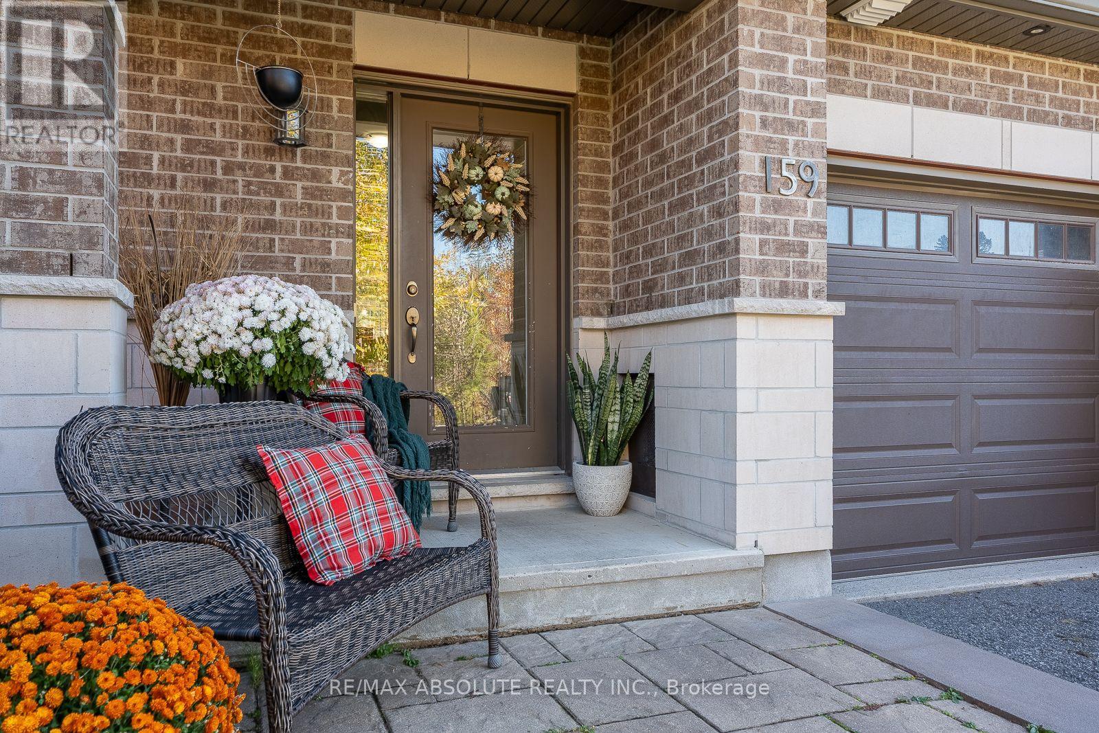 159 Woodhurst Crescent, Ottawa, Ontario  K2S 0T4 - Photo 2 - X14007148