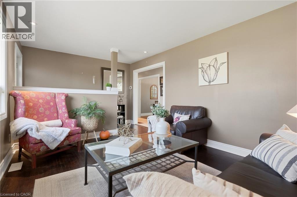 660 Wickens Avenue, Burlington, Ontario  L7T 3T2 - Photo 6 - 40873343