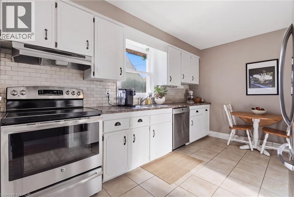 660 Wickens Avenue, Burlington, Ontario  L7T 3T2 - Photo 9 - 40873343
