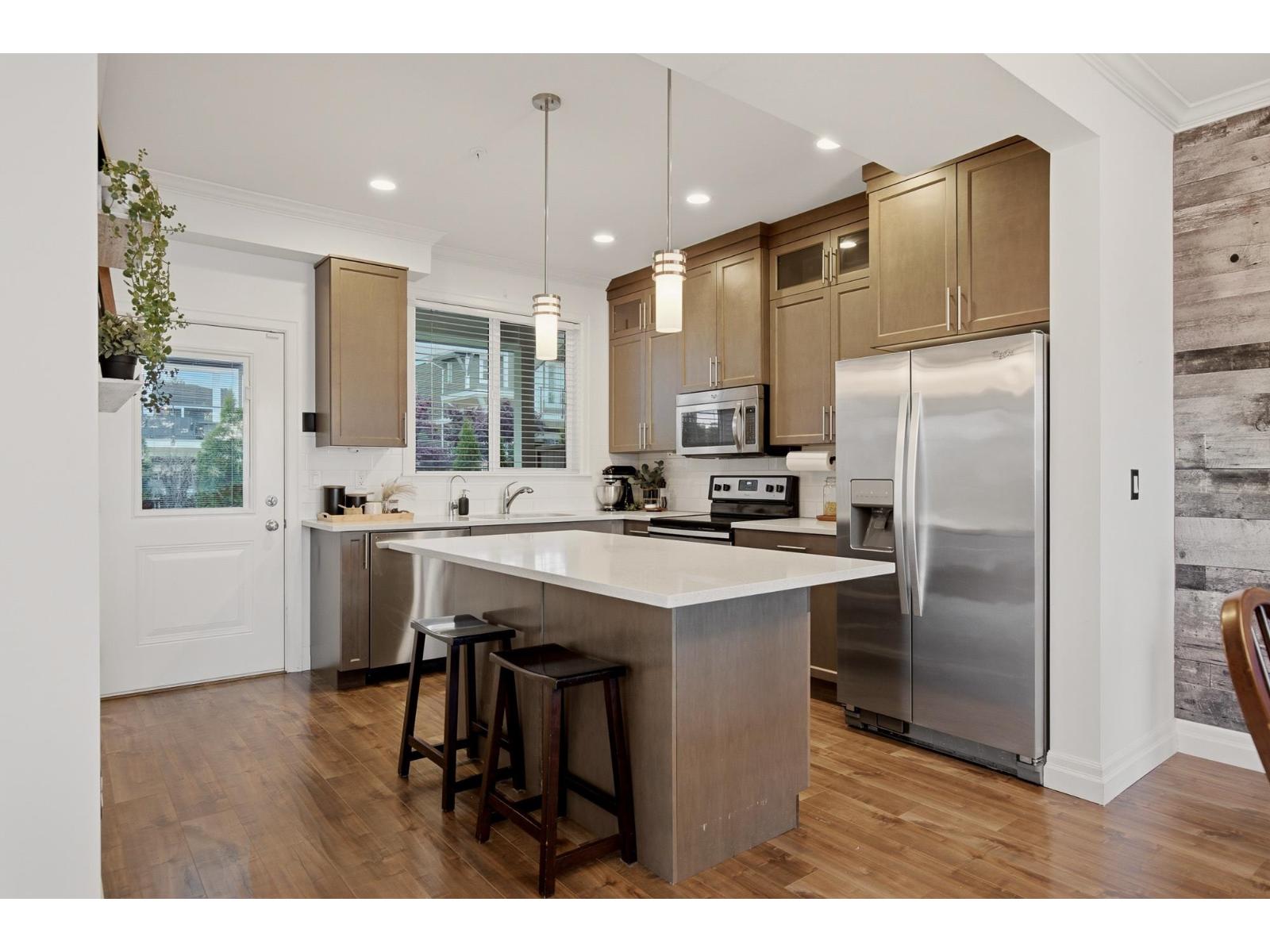 53 6026 LINDEMAN STREET|Promontory