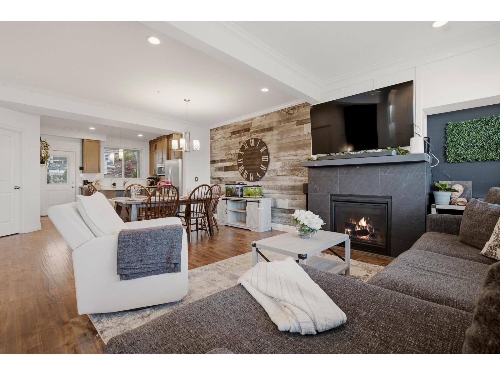 53 6026 LINDEMAN STREET|Promontory