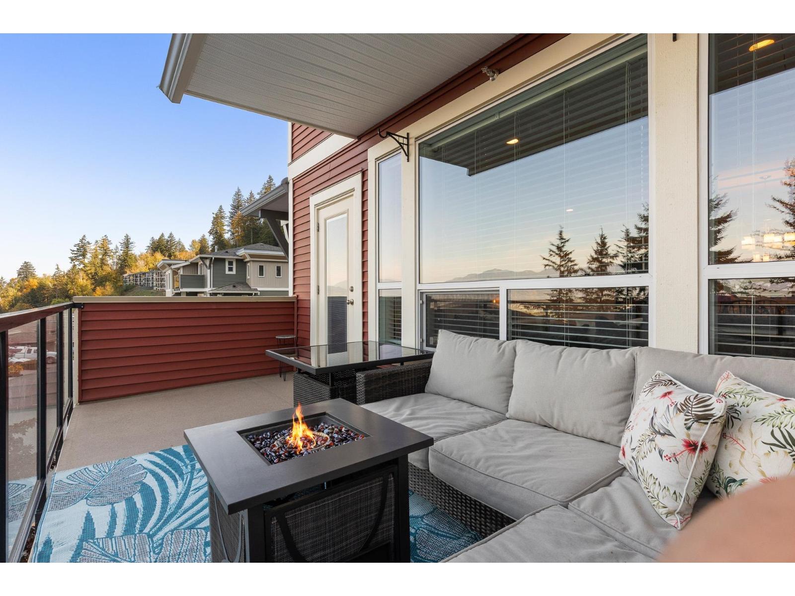 53 6026 LINDEMAN STREET|Promontory