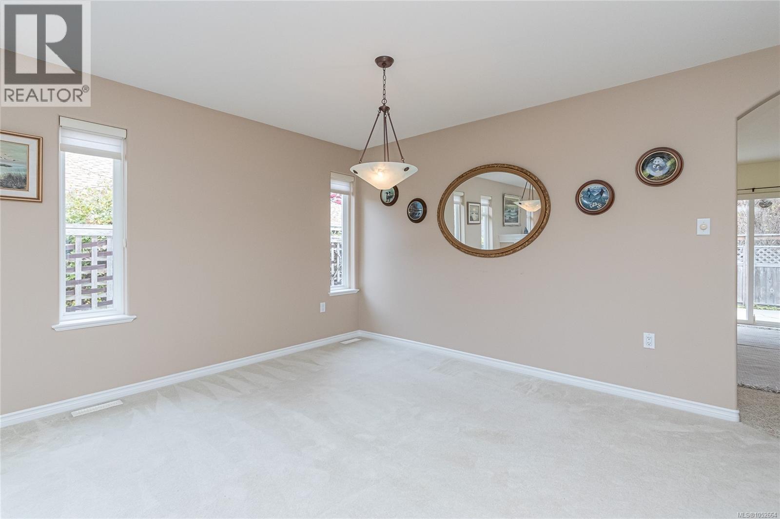 87 Bridgewater Lane
