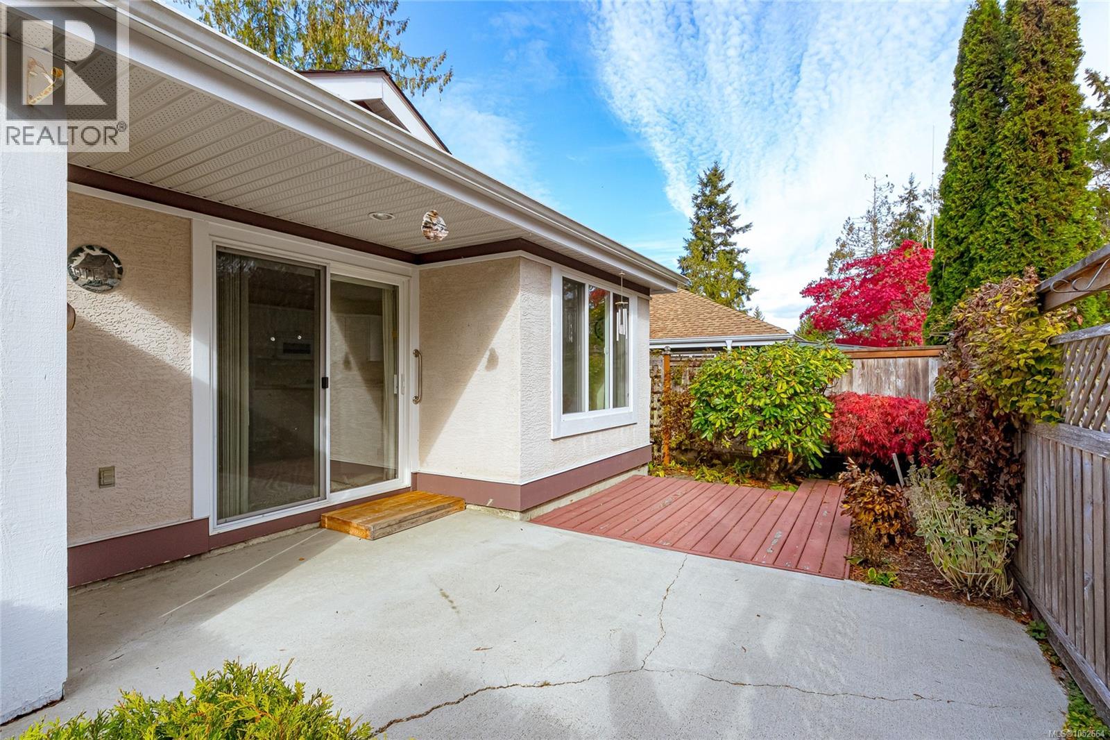87 Bridgewater Lane