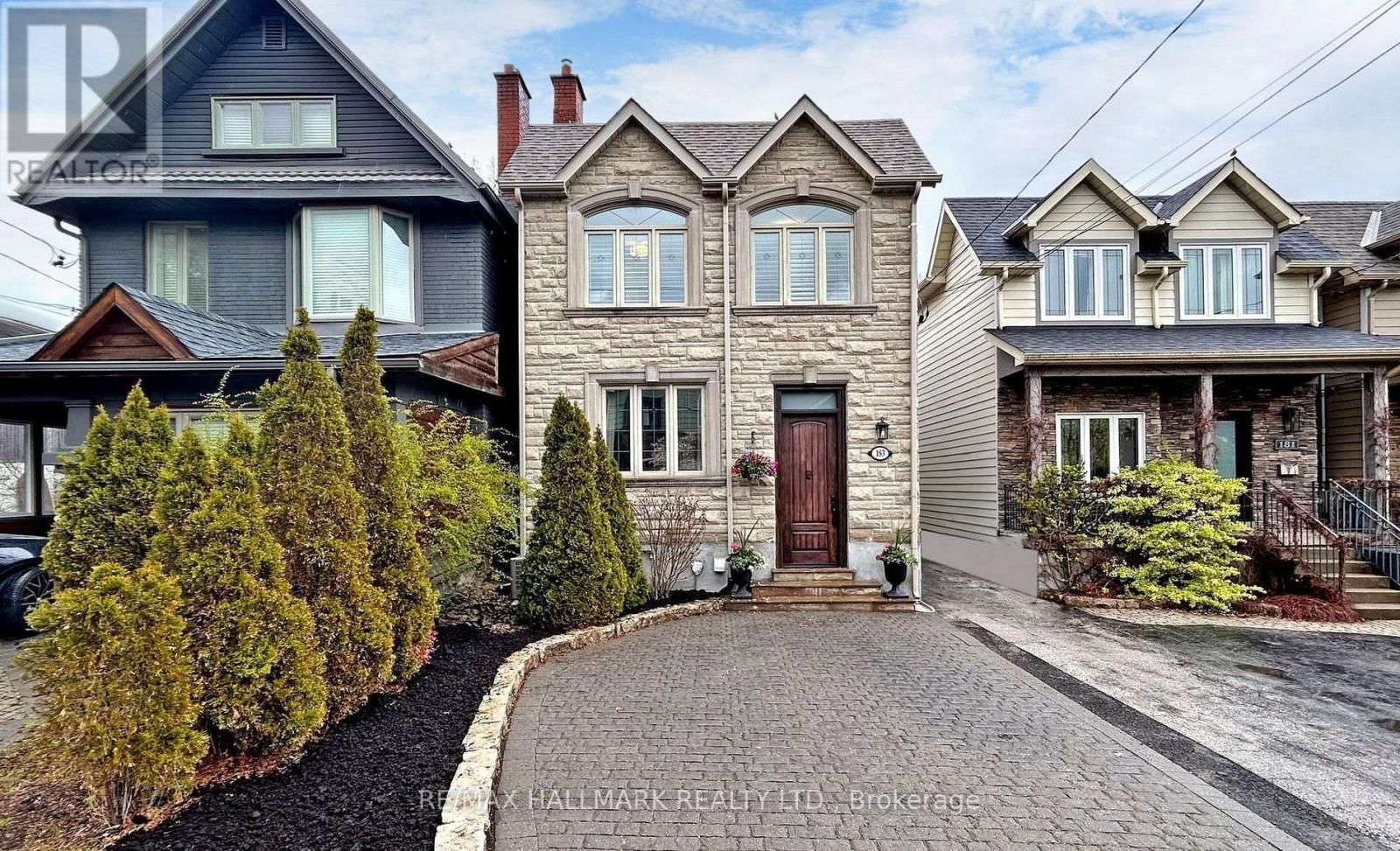 183 Blantyre Avenue, Toronto, Ontario  M1N 2R6 - Photo 2 - E14107382