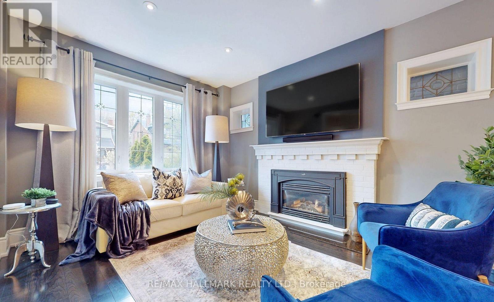 183 Blantyre Avenue, Toronto, Ontario  M1N 2R6 - Photo 3 - E14107382