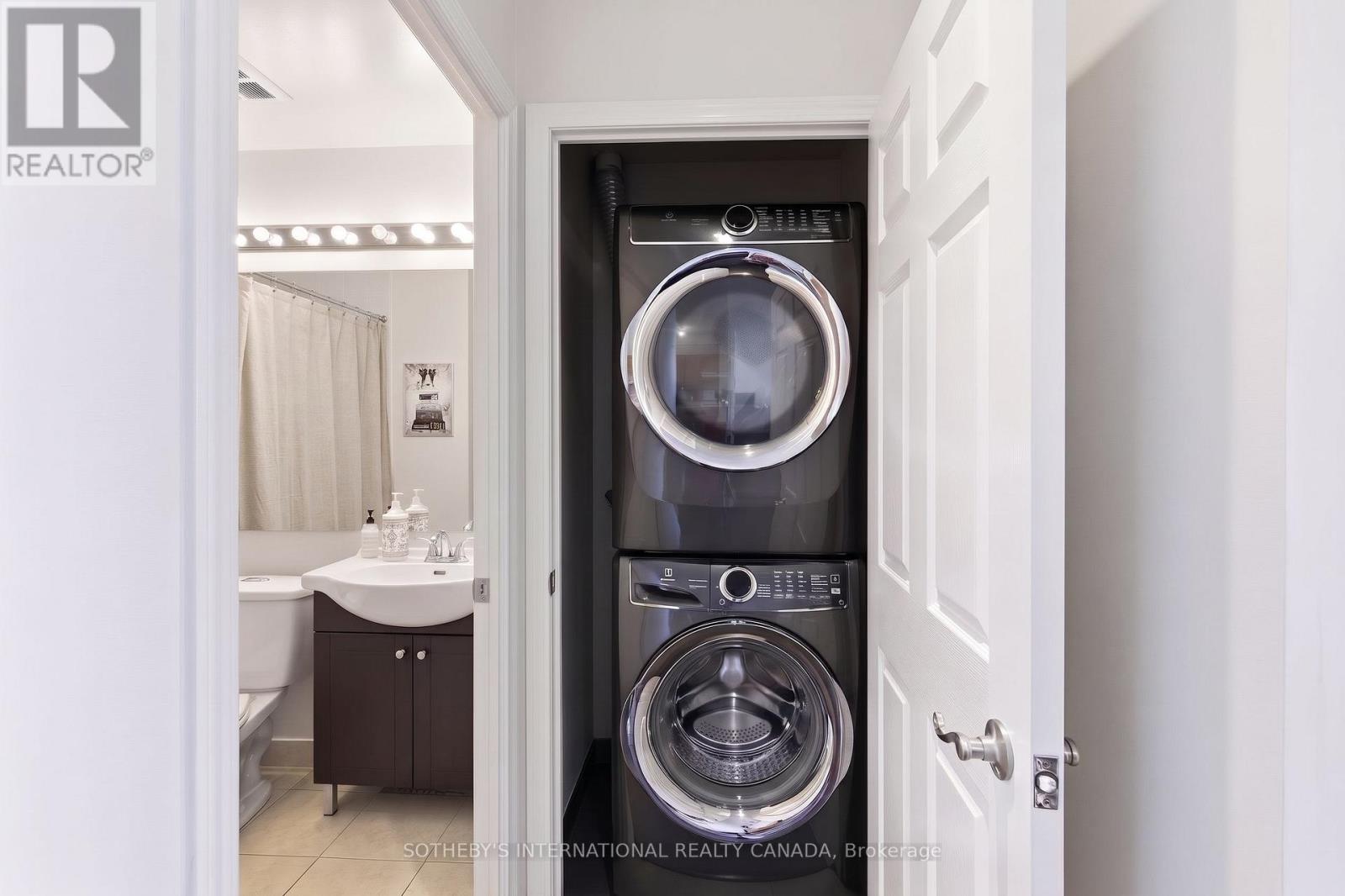 2112 - 55 Strathaven Drive, Mississauga, Ontario  L5R 4G9 - Photo 15 - W14107572