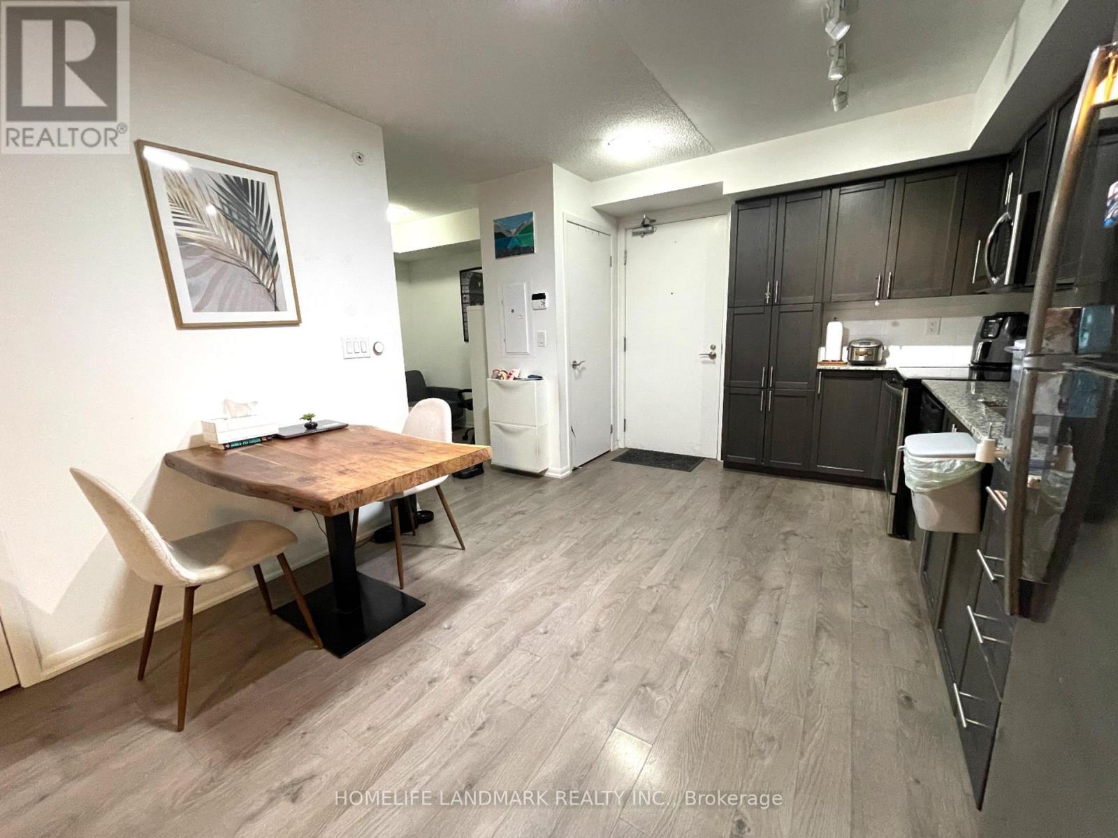 412 - 3091 Dufferin Street, Toronto, Ontario  M6A 0C4 - Photo 6 - W14112166