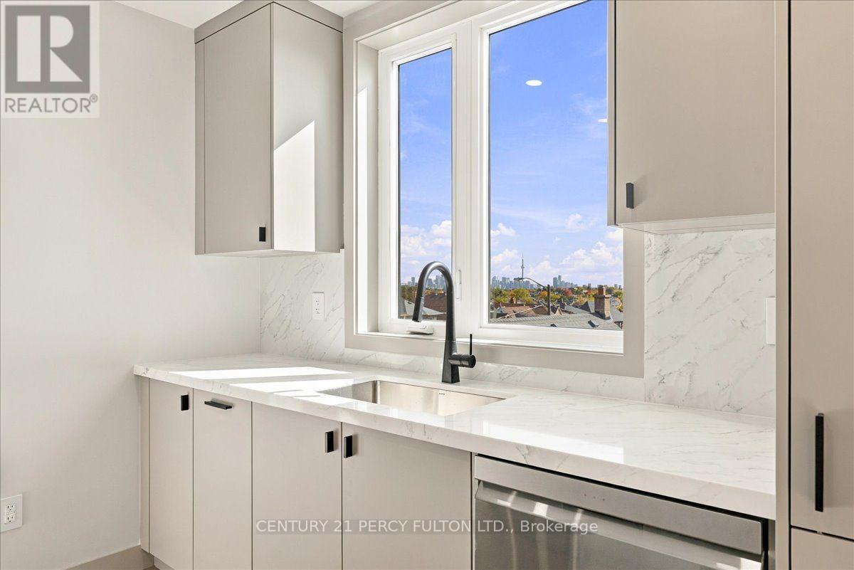 3 - 113 Hatherley Road, Toronto, Ontario  M6E 1W4 - Photo 12 - W14112172