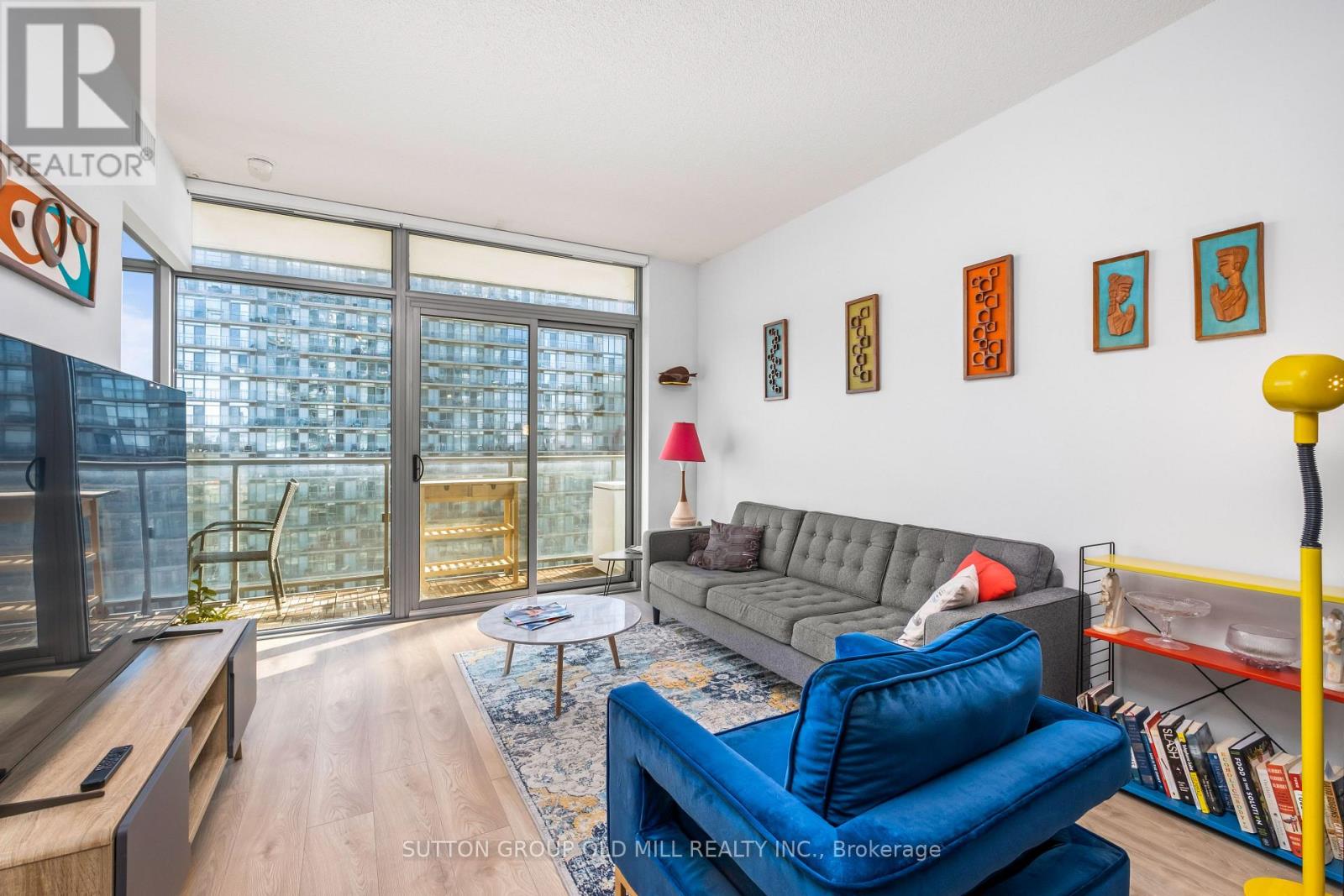 2014 - 105 The Queensway Way, Toronto, Ontario  M6S 5B5 - Photo 14 - W14112218