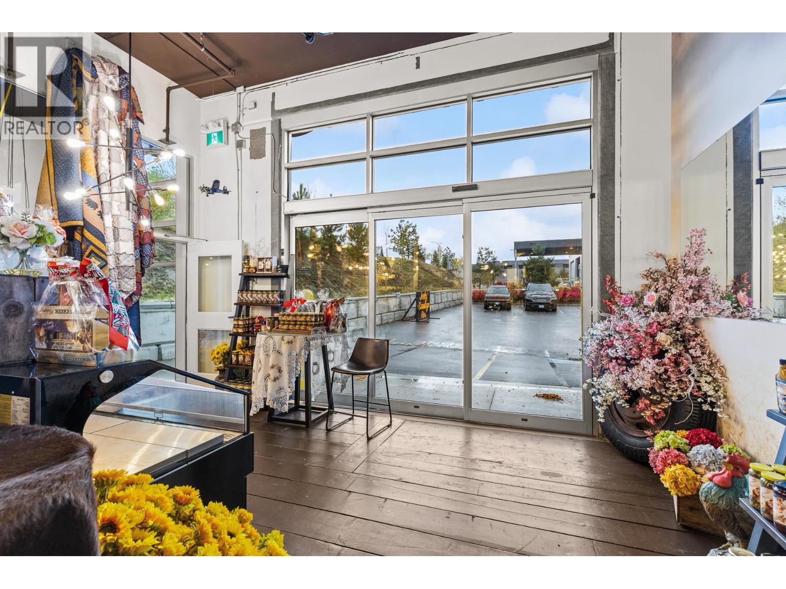 2030 Matrix Crescent Unit# 11, Kelowna, British Columbia  V1V 0G5 - Photo 12 - 10404431