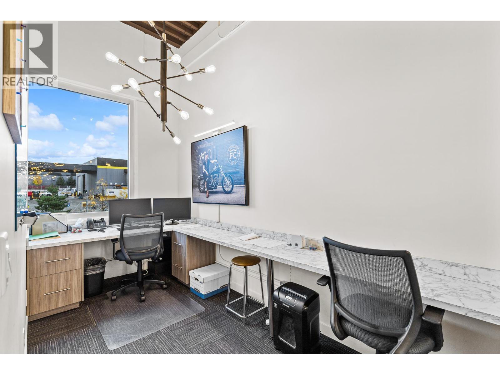 2030 Matrix Crescent Unit# 11, Kelowna, British Columbia  V1V 0G5 - Photo 5 - 10404431