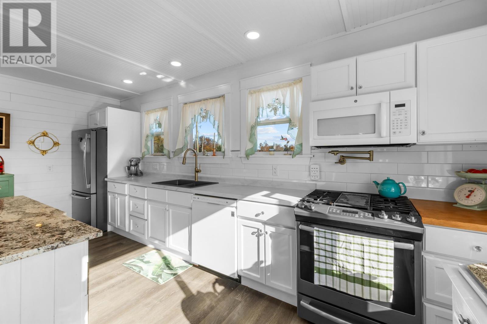 24 Blueberry Lane, Rocky Point, Prince Edward Island  C0A 1H2 - Photo 28 - 202626549