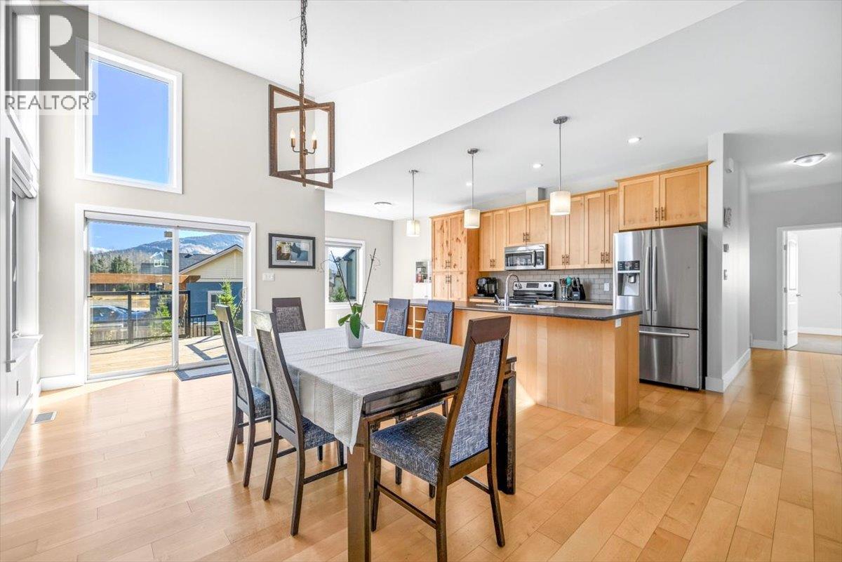 1308 Cherrywood Boulevard, Sparwood, British Columbia  V0B 2G2 - Photo 9 - 10403573