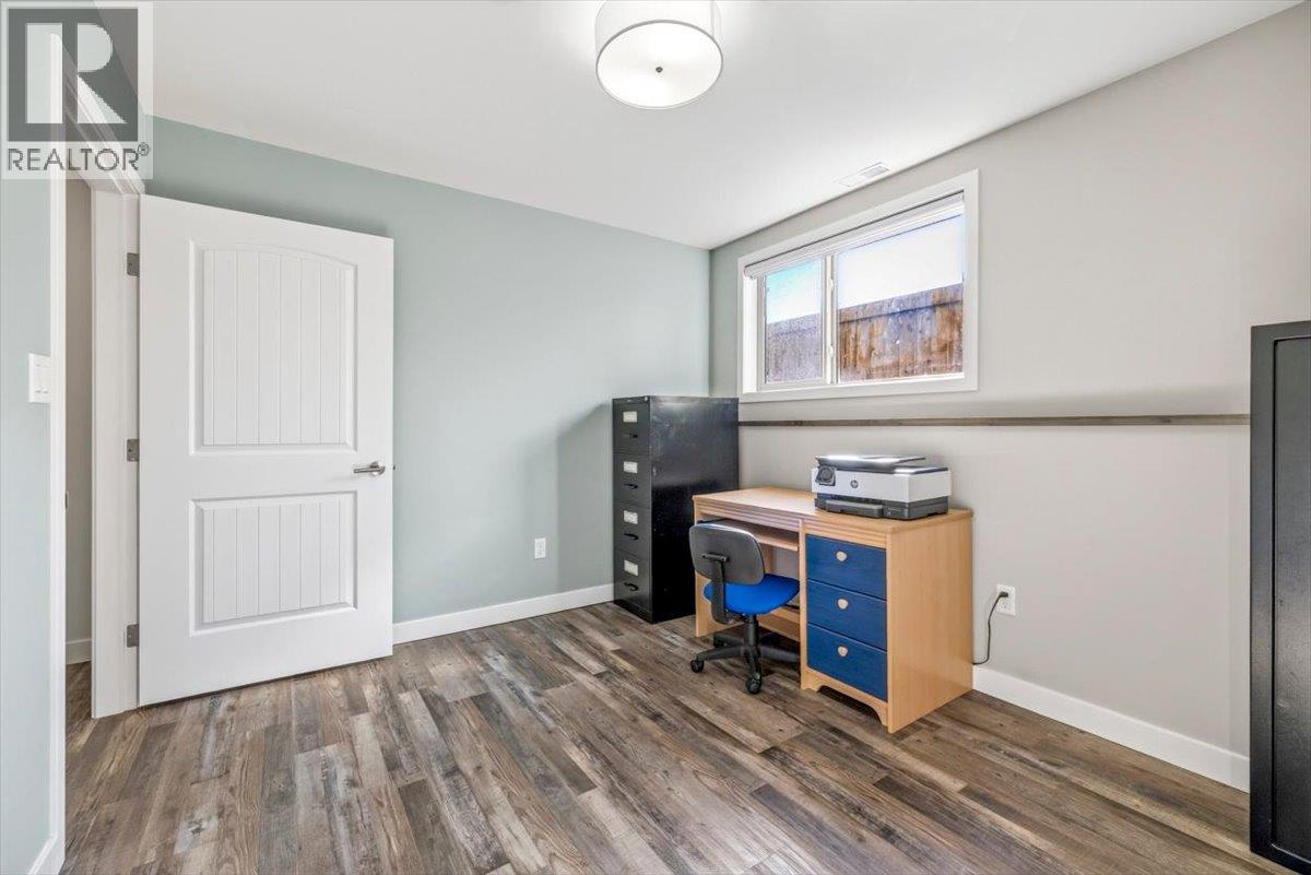 1308 Cherrywood Boulevard, Sparwood, British Columbia  V0B 2G2 - Photo 32 - 10403573