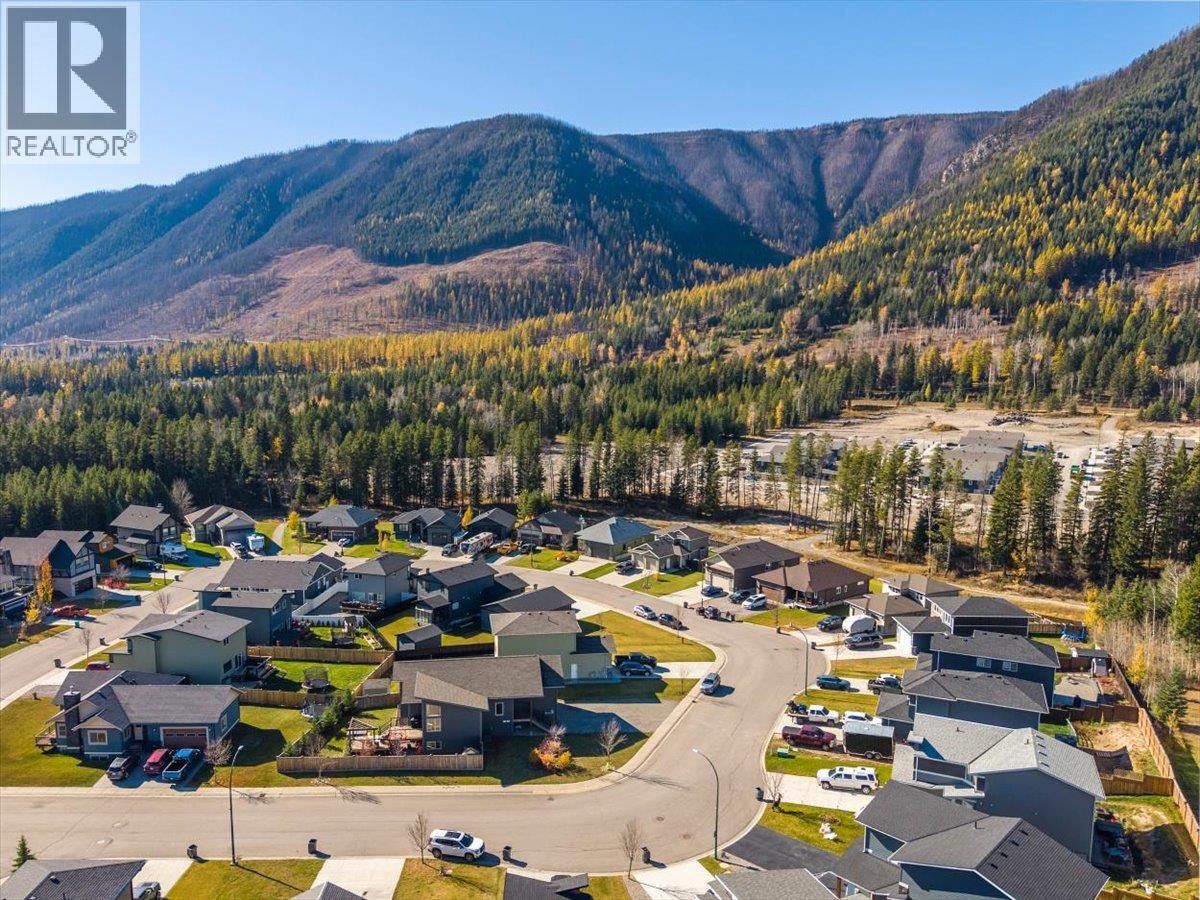 1308 Cherrywood Boulevard, Sparwood, British Columbia  V0B 2G2 - Photo 54 - 10403573