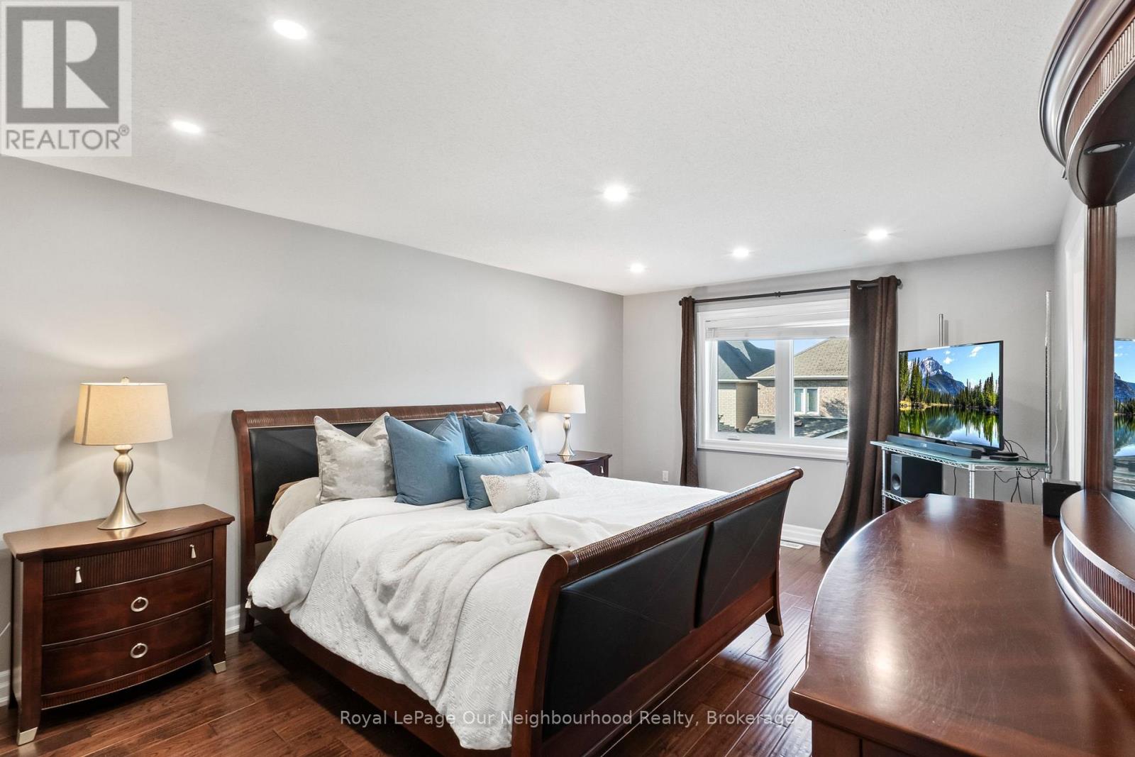 16 Bettina Place, Whitby, Ontario  L1P 1R4 - Photo 19 - E14112374