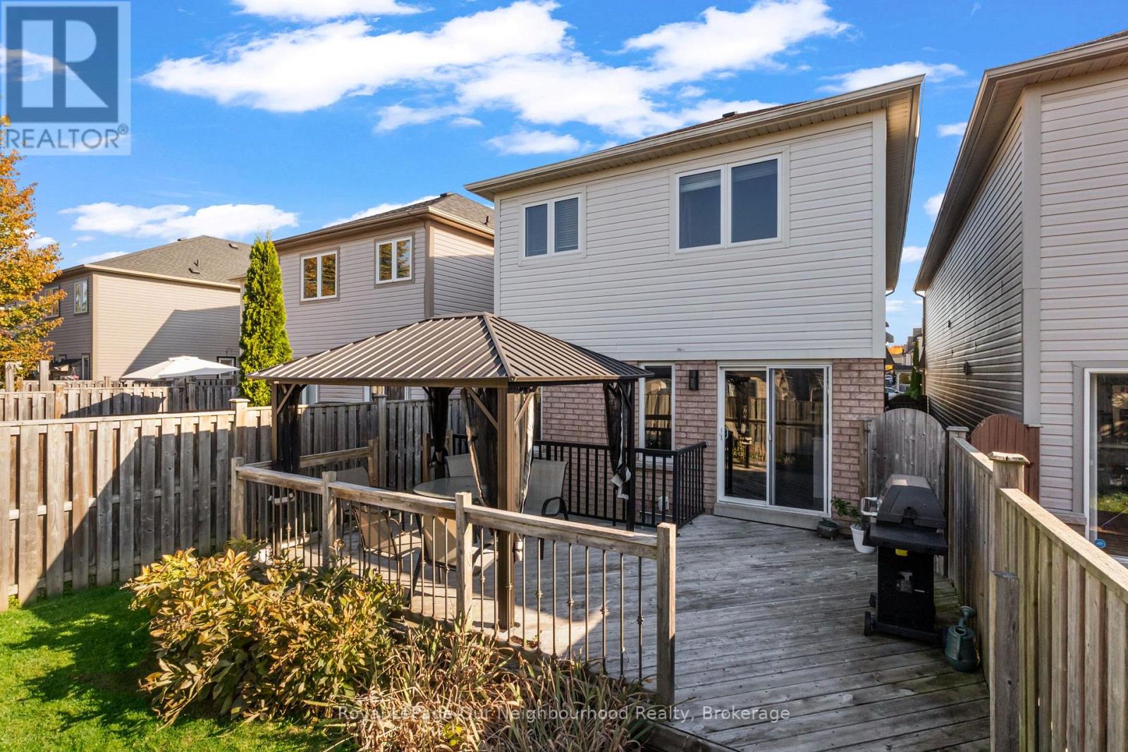 16 Bettina Place, Whitby, Ontario  L1P 1R4 - Photo 45 - E14112374