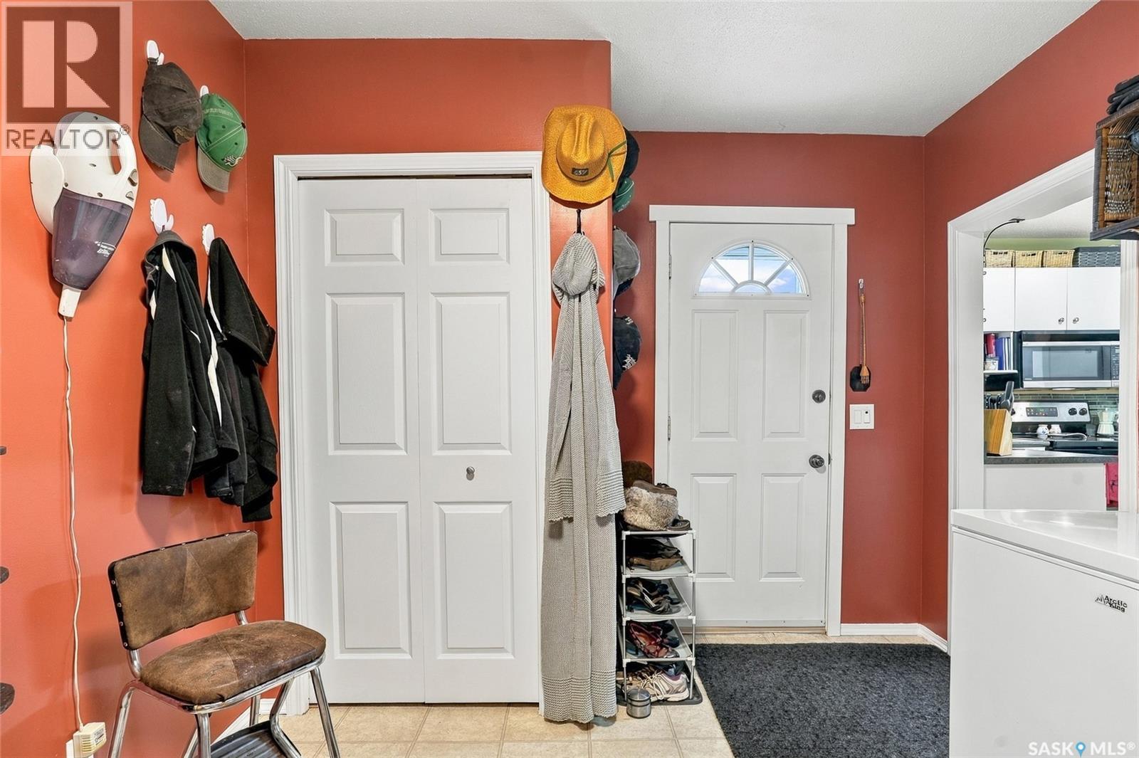 1135 K Avenue S, Saskatoon, Saskatchewan  S7M 2G4 - Photo 16 - SK051824