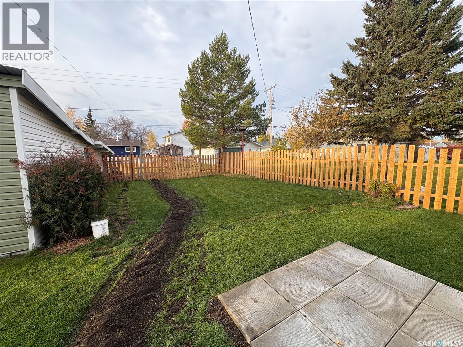 307 Carl Avenue E, Langenburg, Saskatchewan  S0A 2A0 - Photo 2 - SK051823