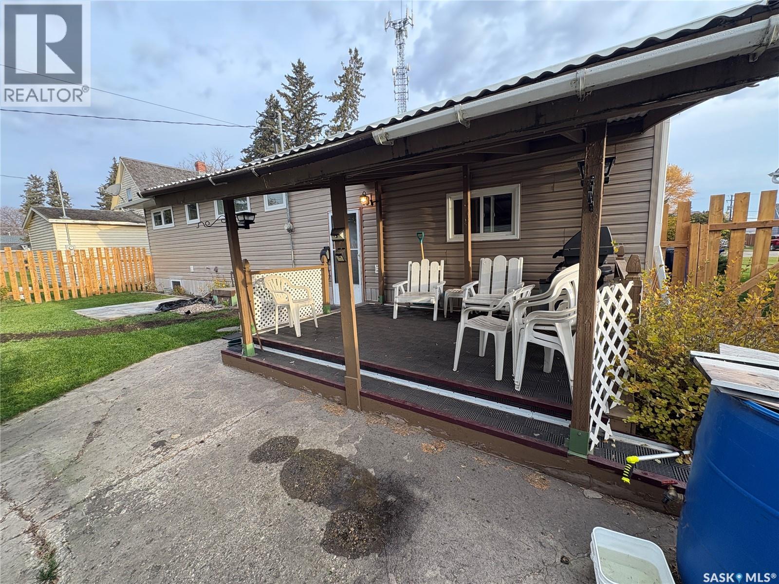 307 Carl Avenue E, Langenburg, Saskatchewan  S0A 2A0 - Photo 4 - SK051823
