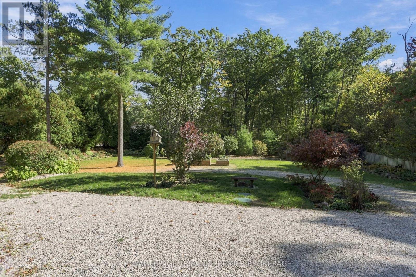 9936 Ontario Street, Lambton Shores, Ontario  N0M 2L0 - Photo 41 - X14112358