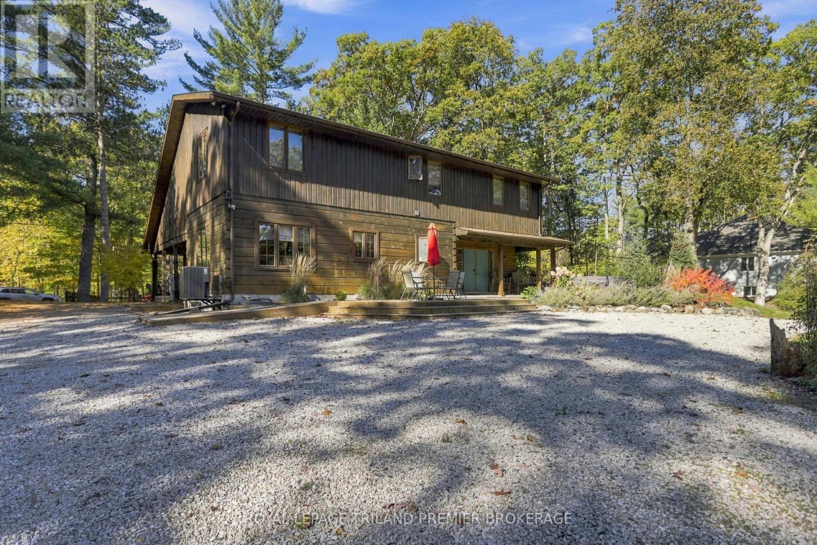 9936 Ontario Street, Lambton Shores, Ontario  N0M 2L0 - Photo 48 - X14112358