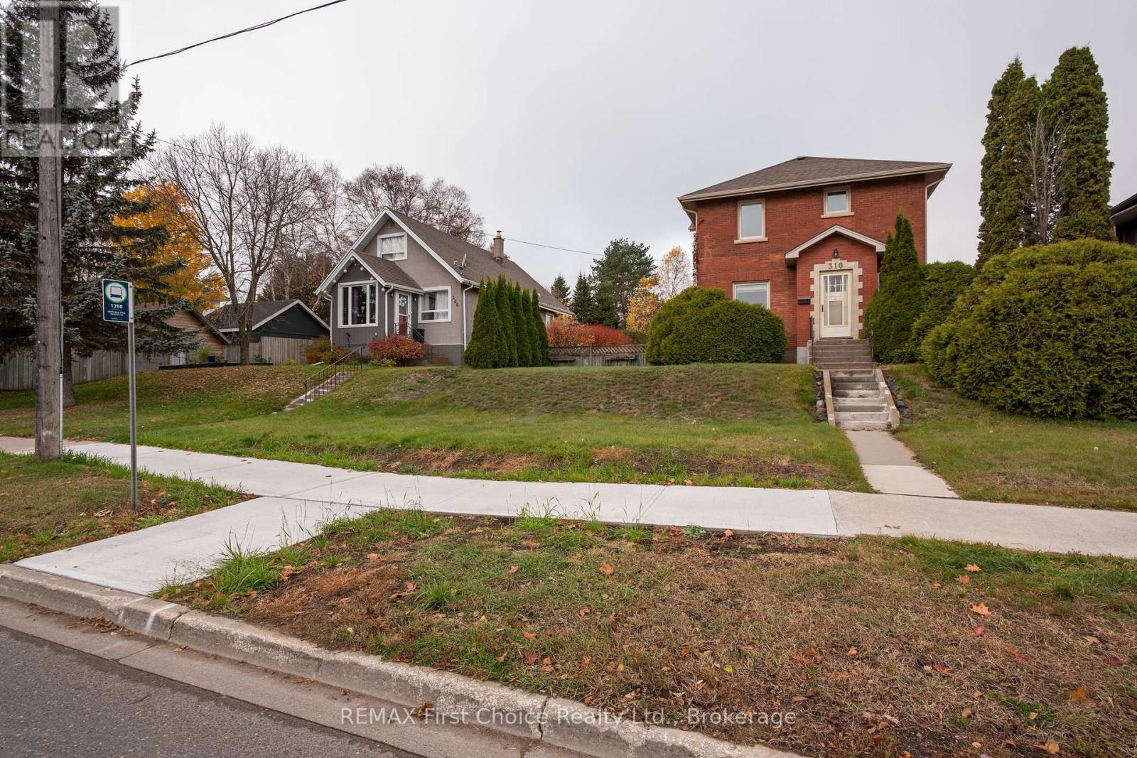 310 Algoma Street N, Thunder Bay, Ontario  P7A 5A9 - Photo 3 - X14101348