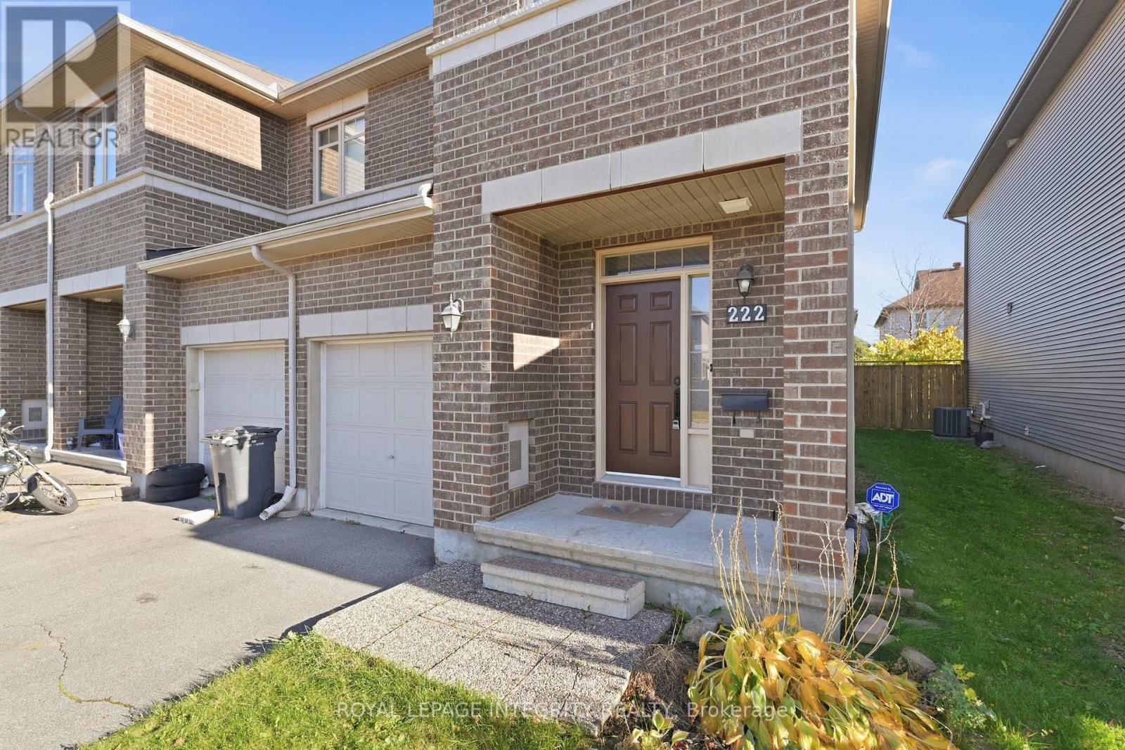 222 Maxwell Bridge Road, Ottawa, Ontario  K2W 0B7 - Photo 4 - X14112254