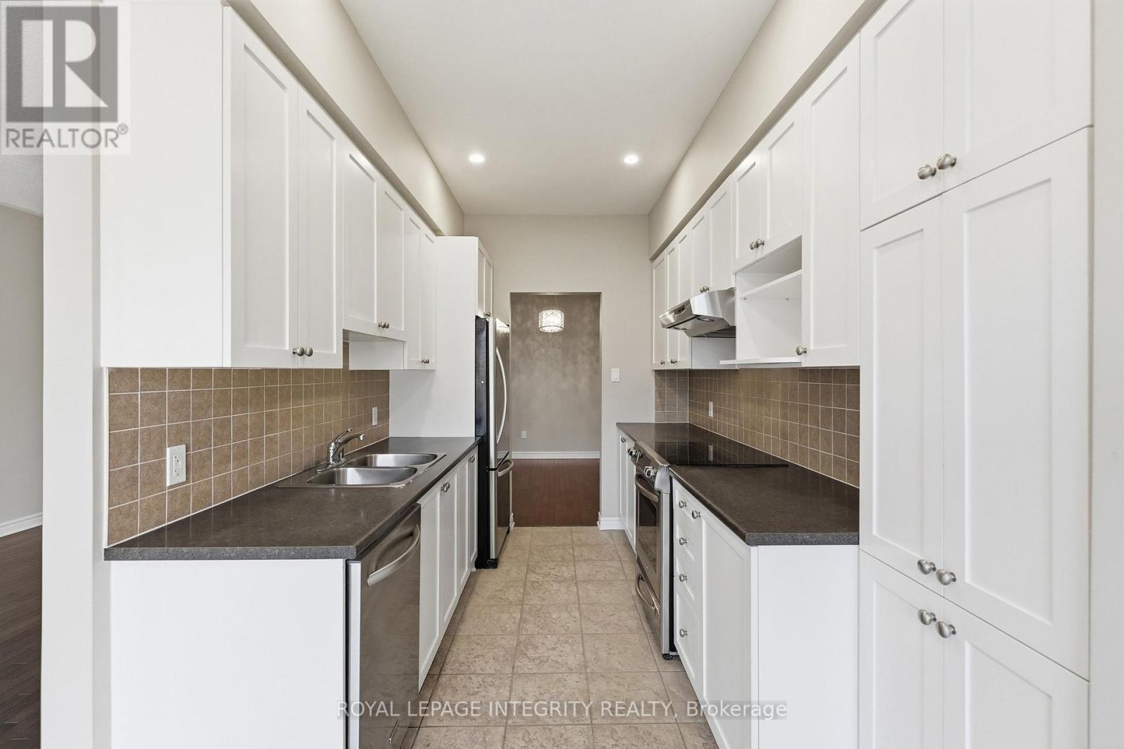 222 Maxwell Bridge Road, Ottawa, Ontario  K2W 0B7 - Photo 9 - X14112254