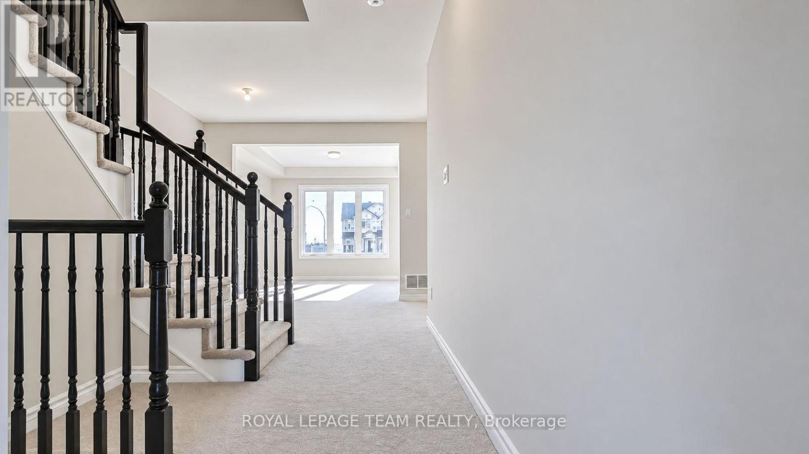 268 Atima Circle, Ottawa, Ontario  K2J 6T5 - Photo 2 - X14112306