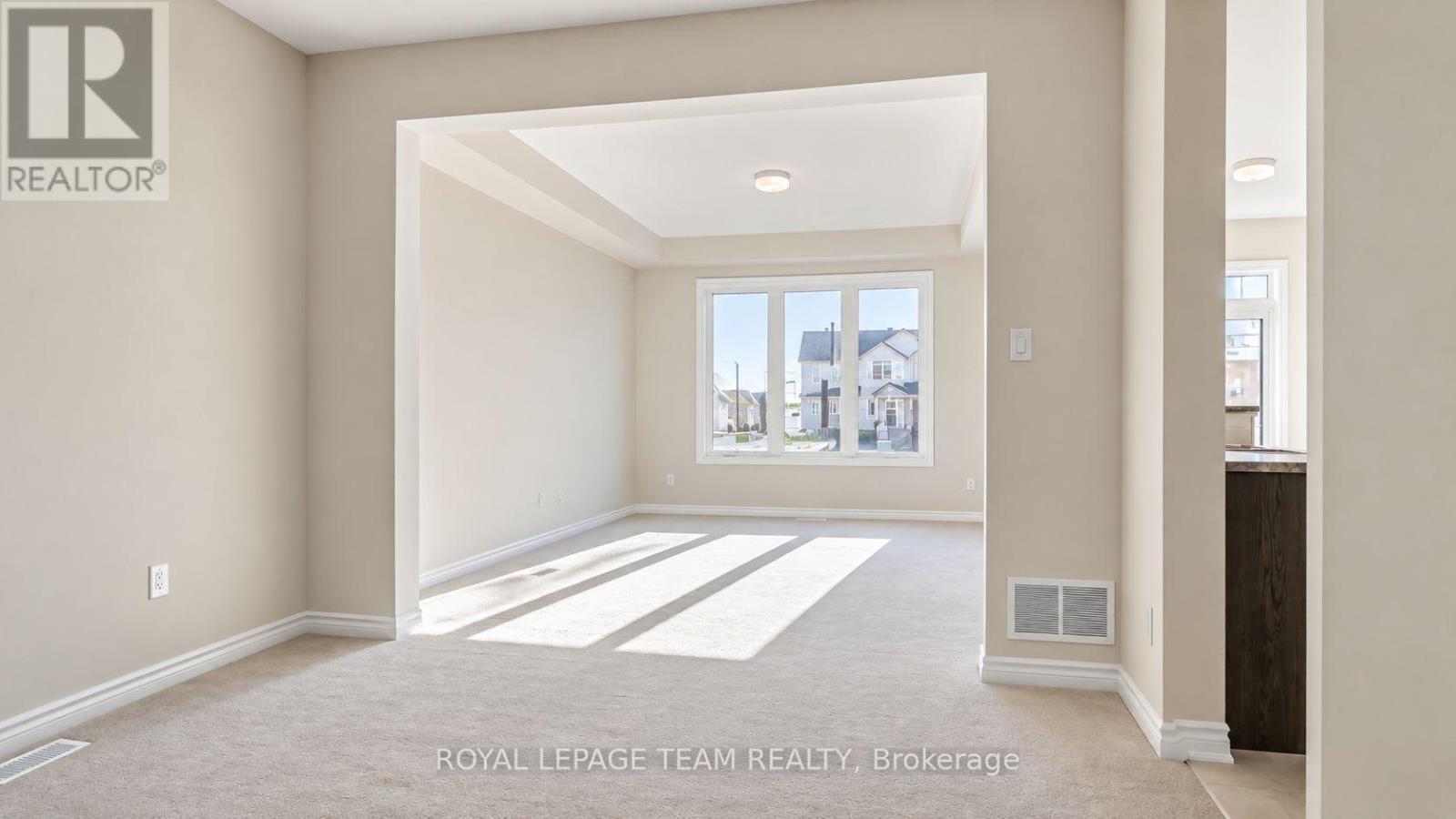 268 Atima Circle, Ottawa, Ontario  K2J 6T5 - Photo 4 - X14112306