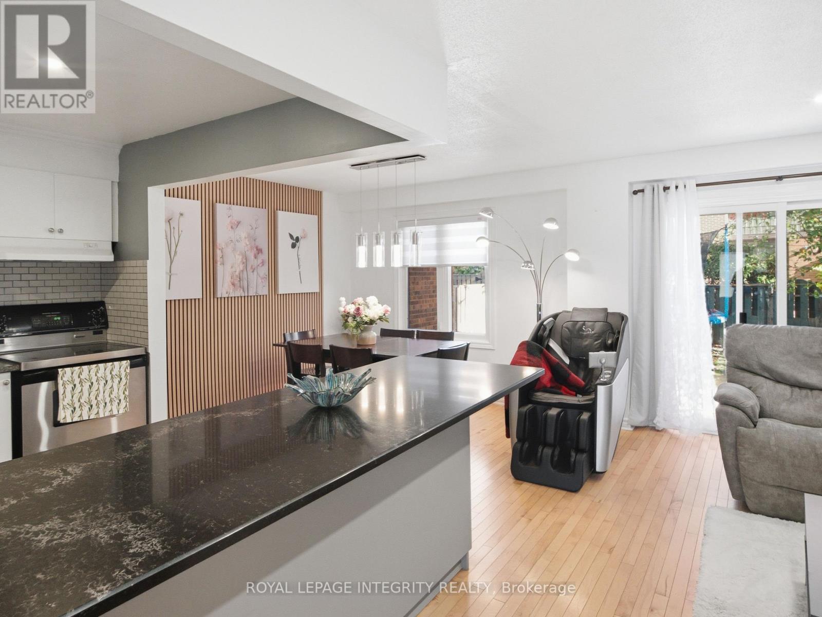 1 Gingras Court, Ottawa, Ontario  K2K 1B8 - Photo 13 - X14112344