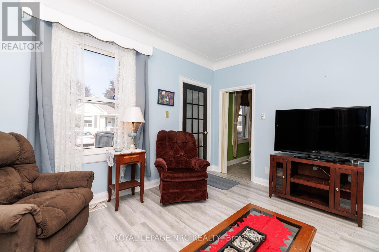 56 Beech Street, St. Catharines, Ontario  L2R 2B7 - Photo 7 - X14112304