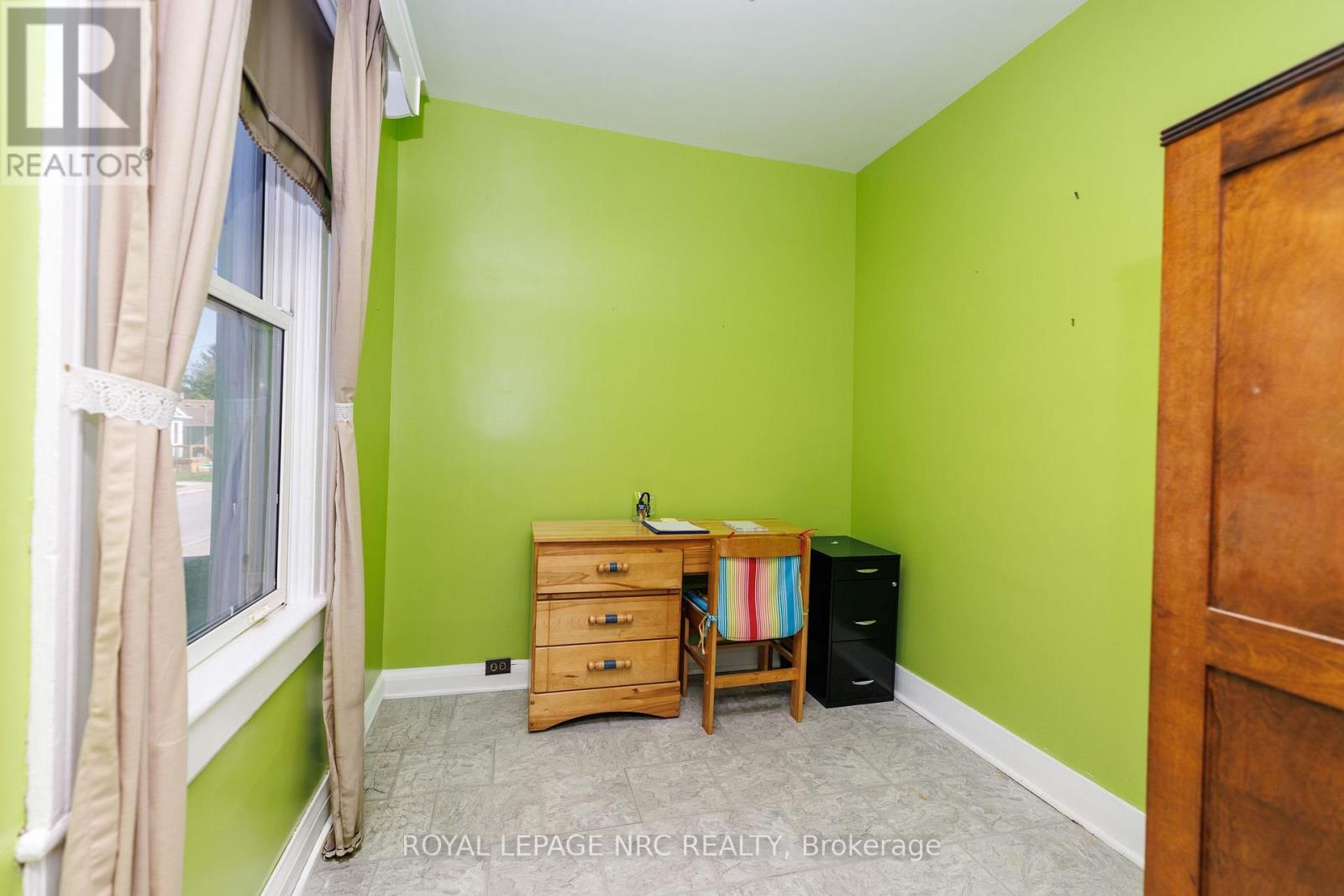 56 Beech Street, St. Catharines, Ontario  L2R 2B7 - Photo 8 - X14112304