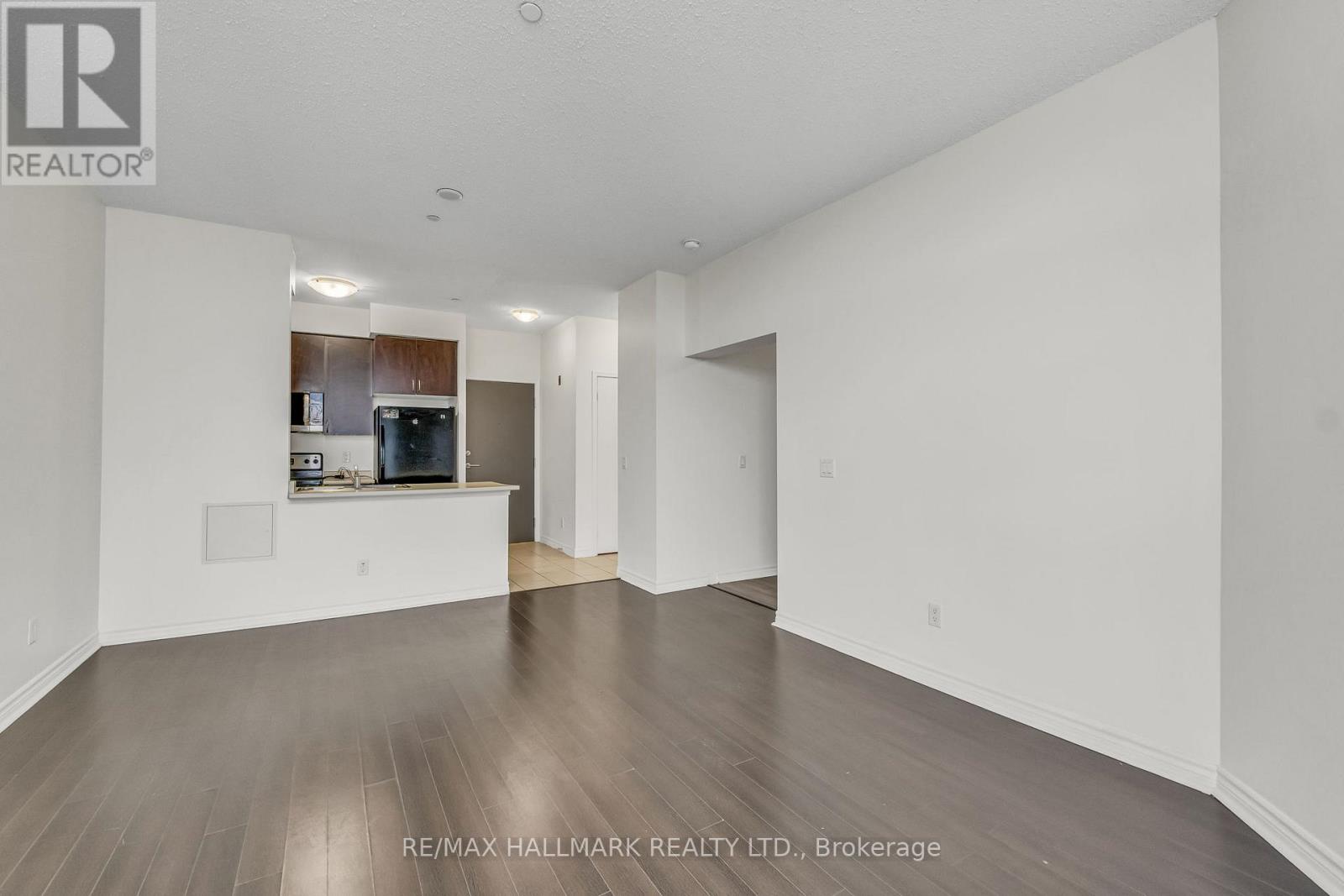 907 - 35 Saranac Boulevard, Toronto (Englemount-Lawrence), Ontario  M6A 2G5 - Photo 11 - C14112286