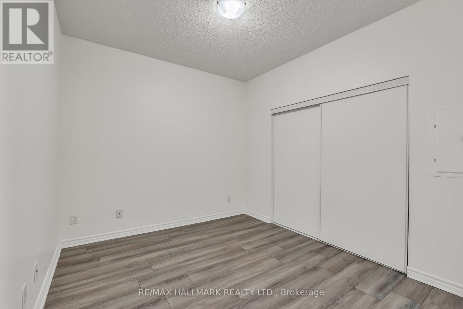 907 - 35 Saranac Boulevard, Toronto (Englemount-Lawrence), Ontario  M6A 2G5 - Photo 14 - C14112286