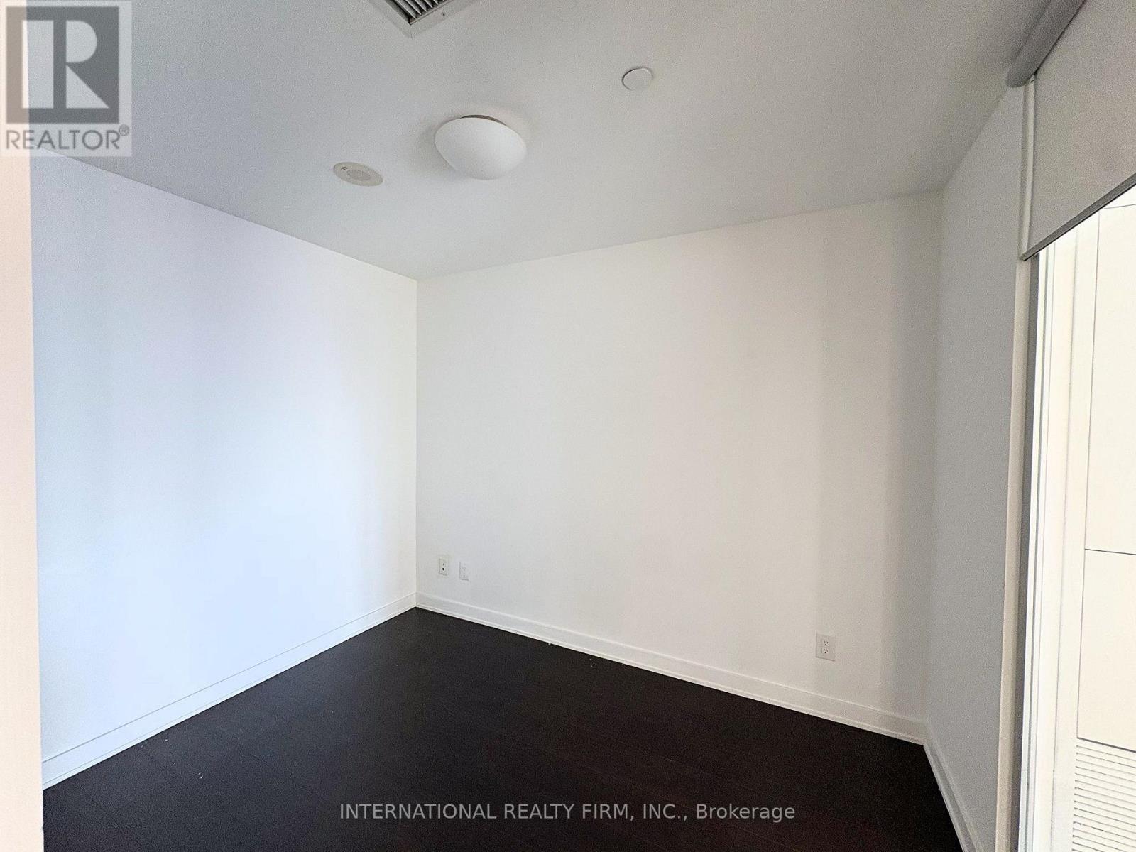Suite 2408 - 55 Regent Park Boulevard, Toronto, Ontario  M5A 0C2 - Photo 17 - C14112292