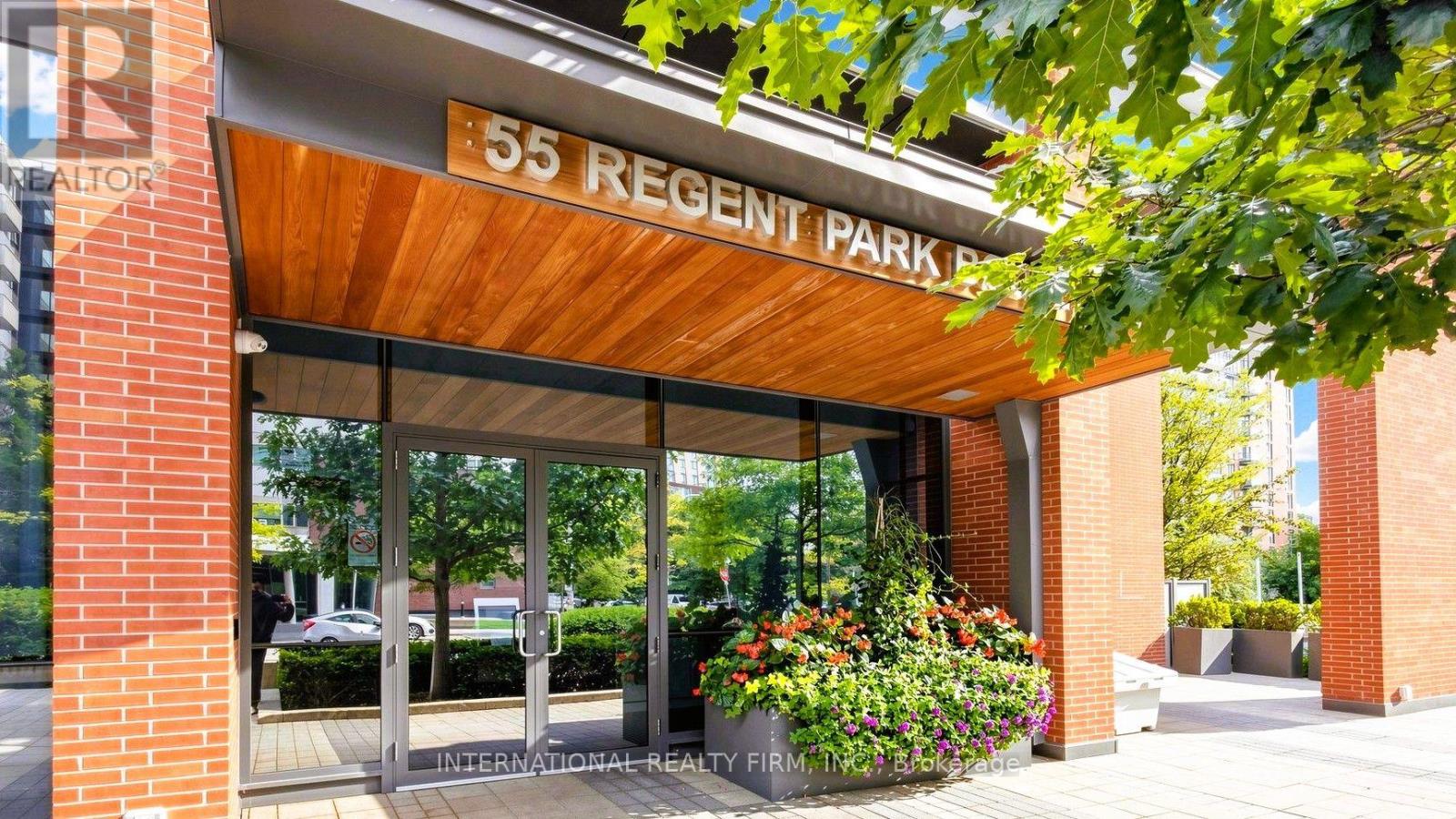Suite 2408 - 55 Regent Park Boulevard, Toronto, Ontario  M5A 0C2 - Photo 2 - C14112292