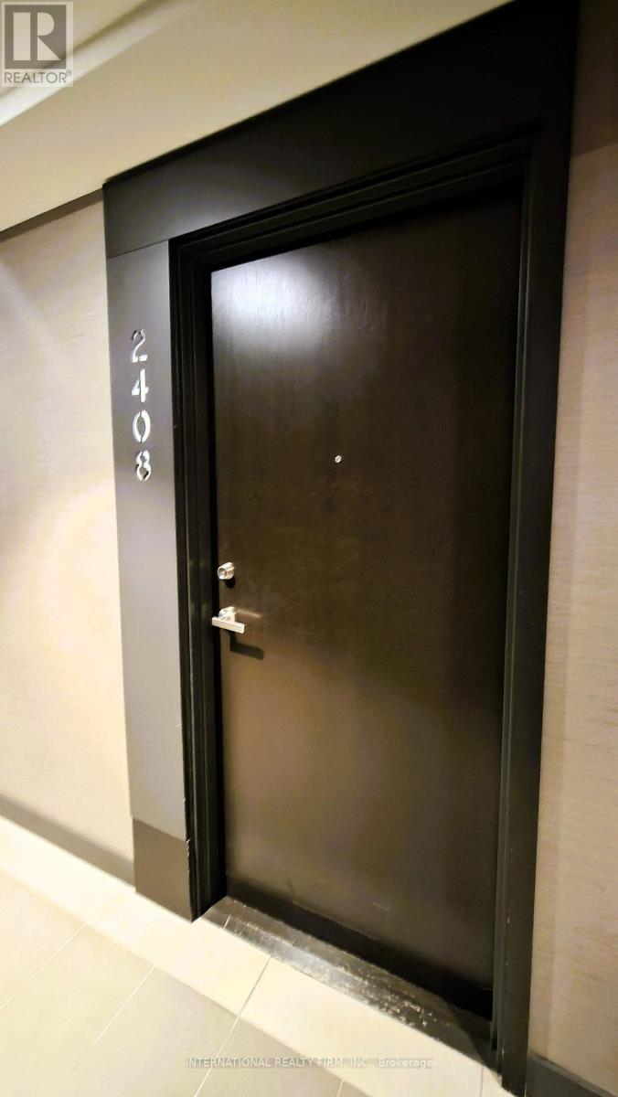 Suite 2408 - 55 Regent Park Boulevard, Toronto, Ontario  M5A 0C2 - Photo 3 - C14112292