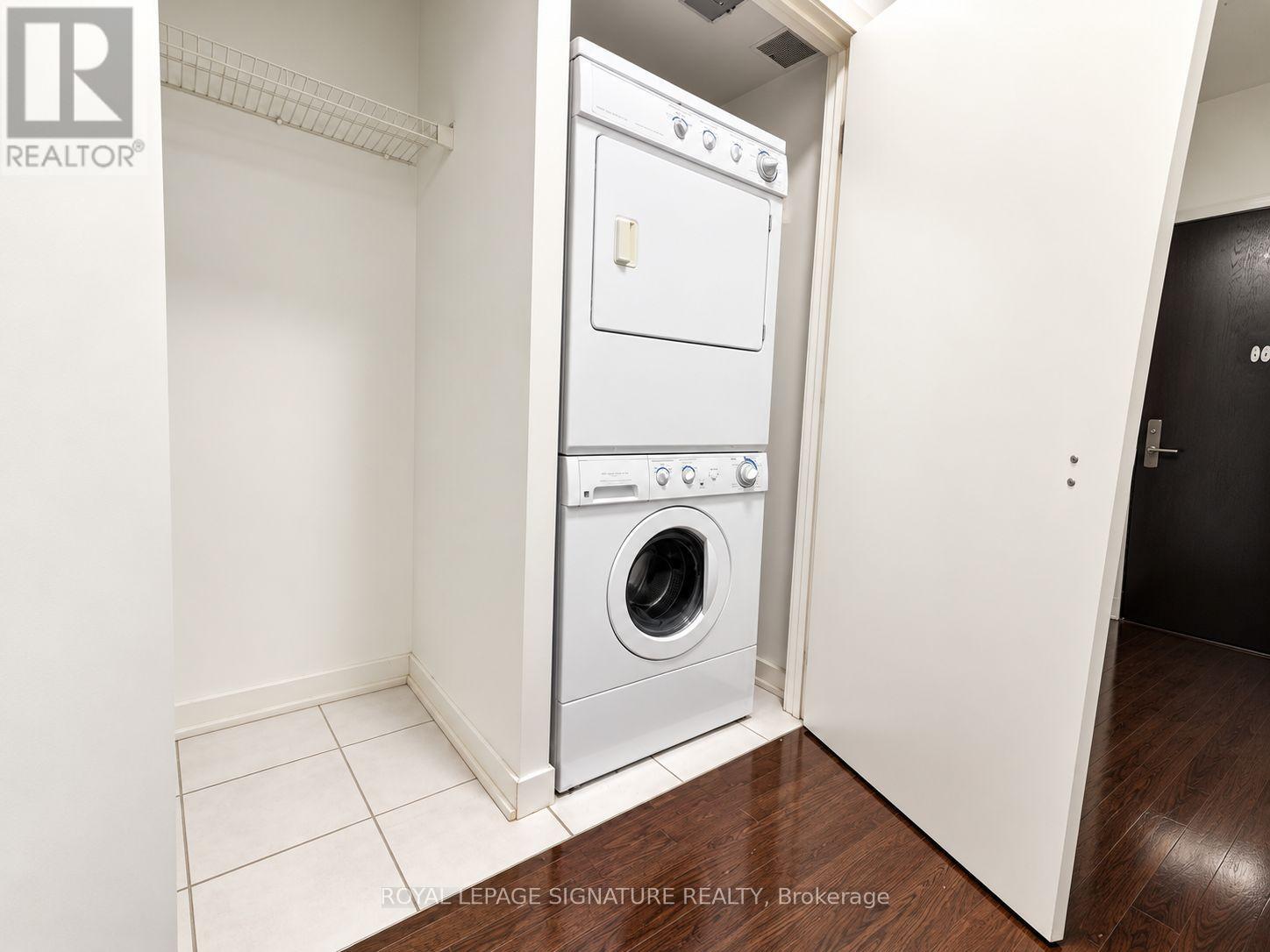 410 - 770 Bay Street, Toronto, Ontario  M5G 1N6 - Photo 7 - C14112366