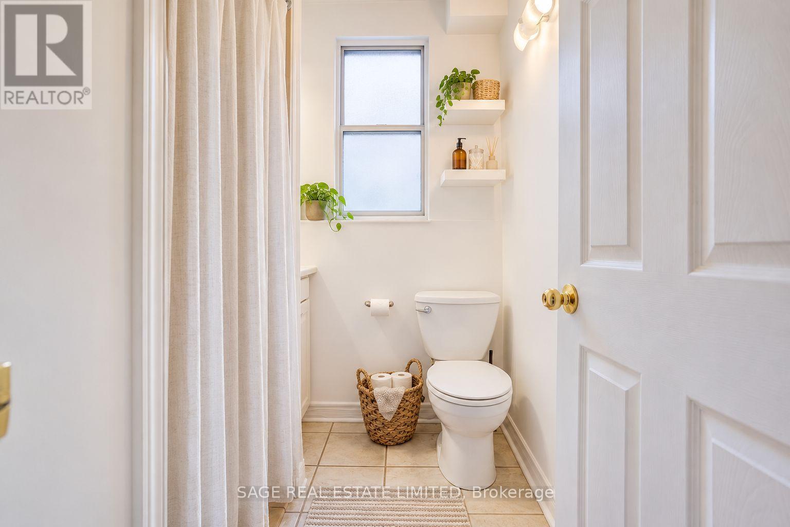 47 Jones Avenue, Toronto, Ontario  M4M 2Z7 - Photo 19 - E14110838