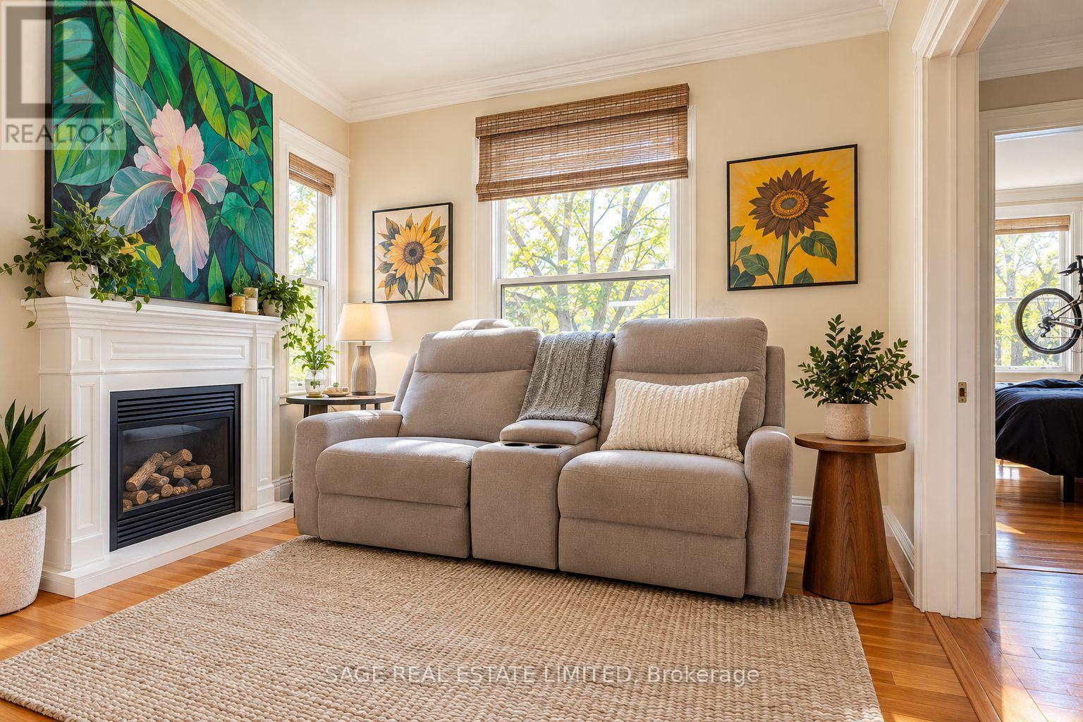 47 Jones Avenue, Toronto, Ontario  M4M 2Z7 - Photo 6 - E14110838