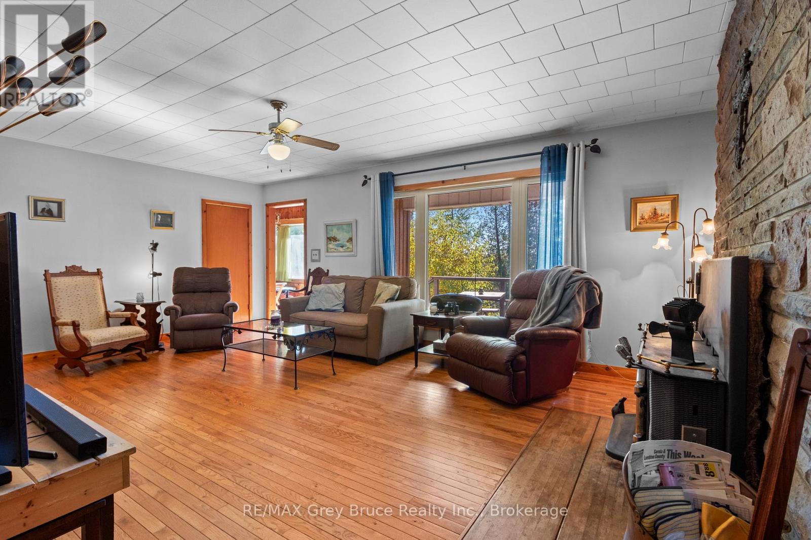 948 Dorcas Bay Road, Northern Bruce Peninsula, Ontario N0H 2R0 - Photo 12 - X14112322