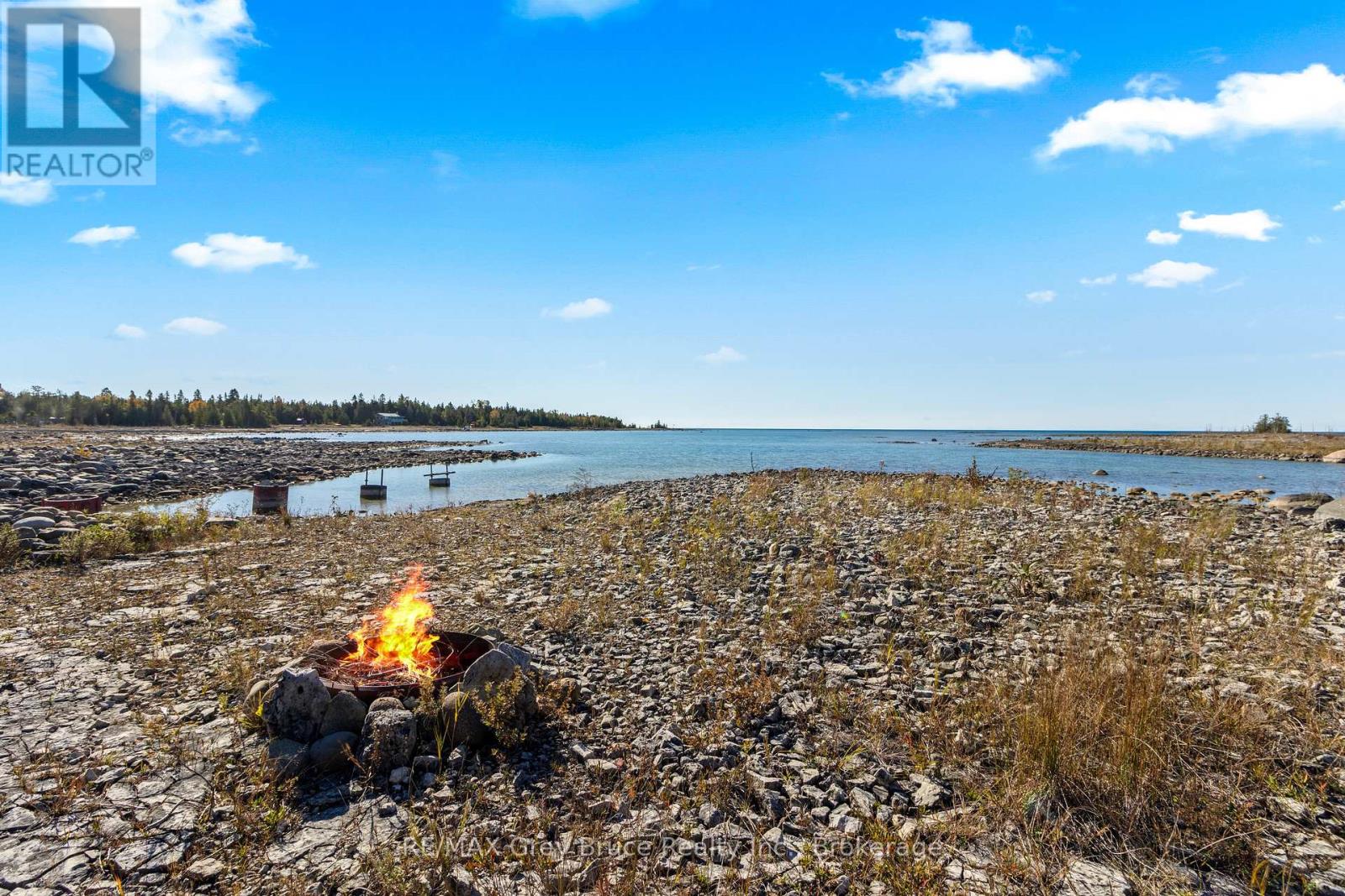 948 Dorcas Bay Road, Northern Bruce Peninsula, Ontario N0H 2R0 - Photo 2 - X14112322