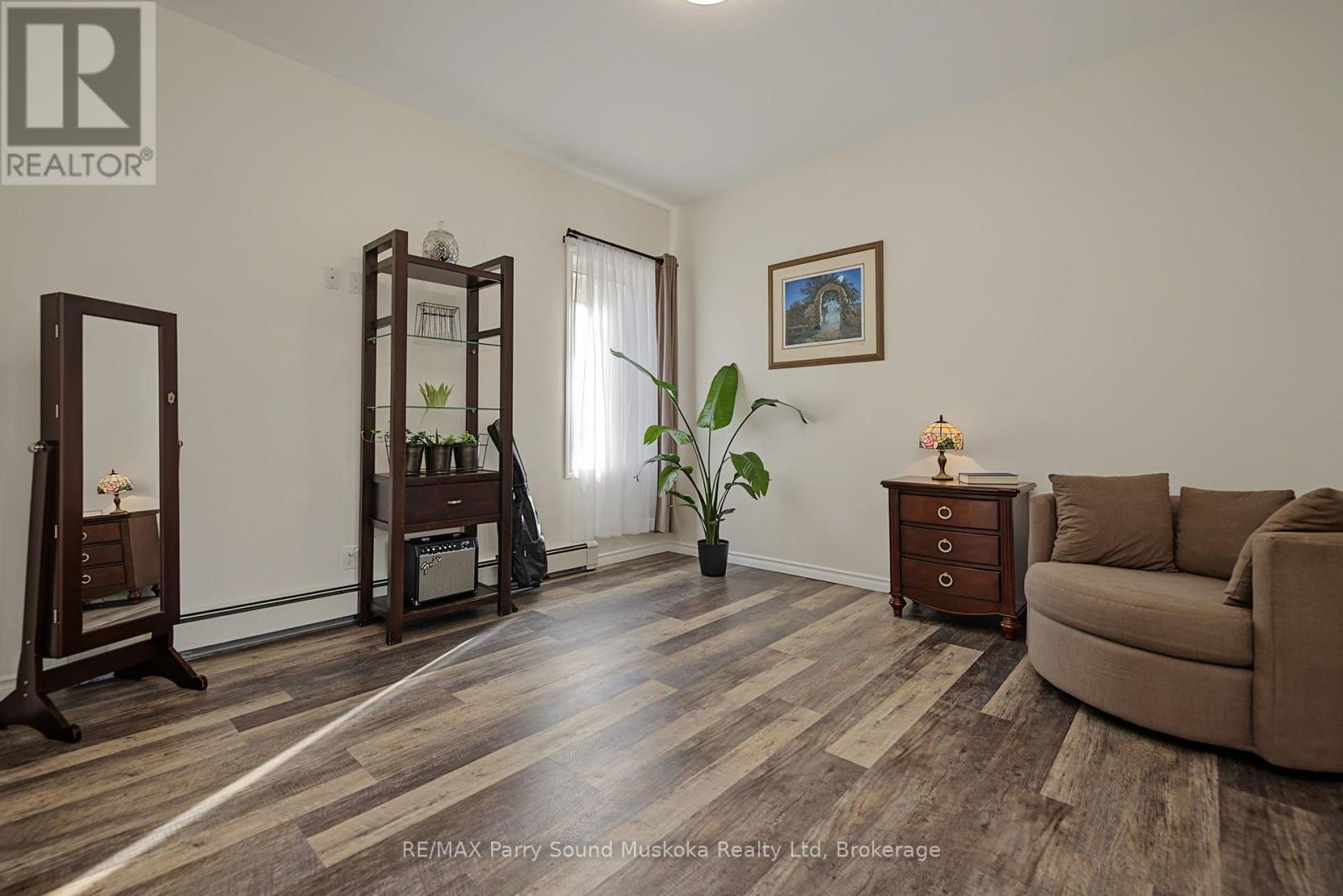 50 Bowes Street, Parry Sound, Ontario  P2A 2L2 - Photo 15 - X14112422