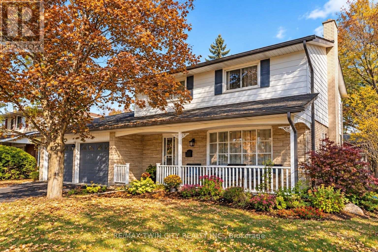 47 Eastwood Drive, Kitchener, Ontario  N2A 2A1 - Photo 2 - X14112224