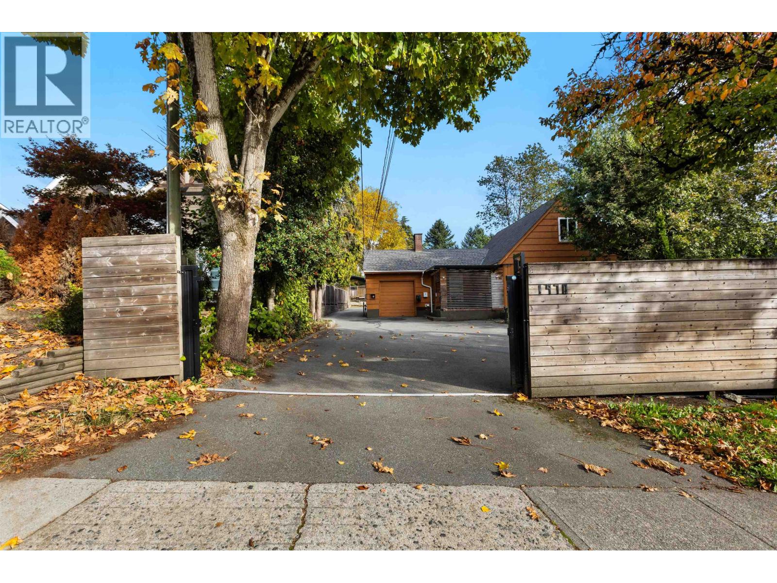 1970 SPERLING AVENUE, Burnaby, British Columbia